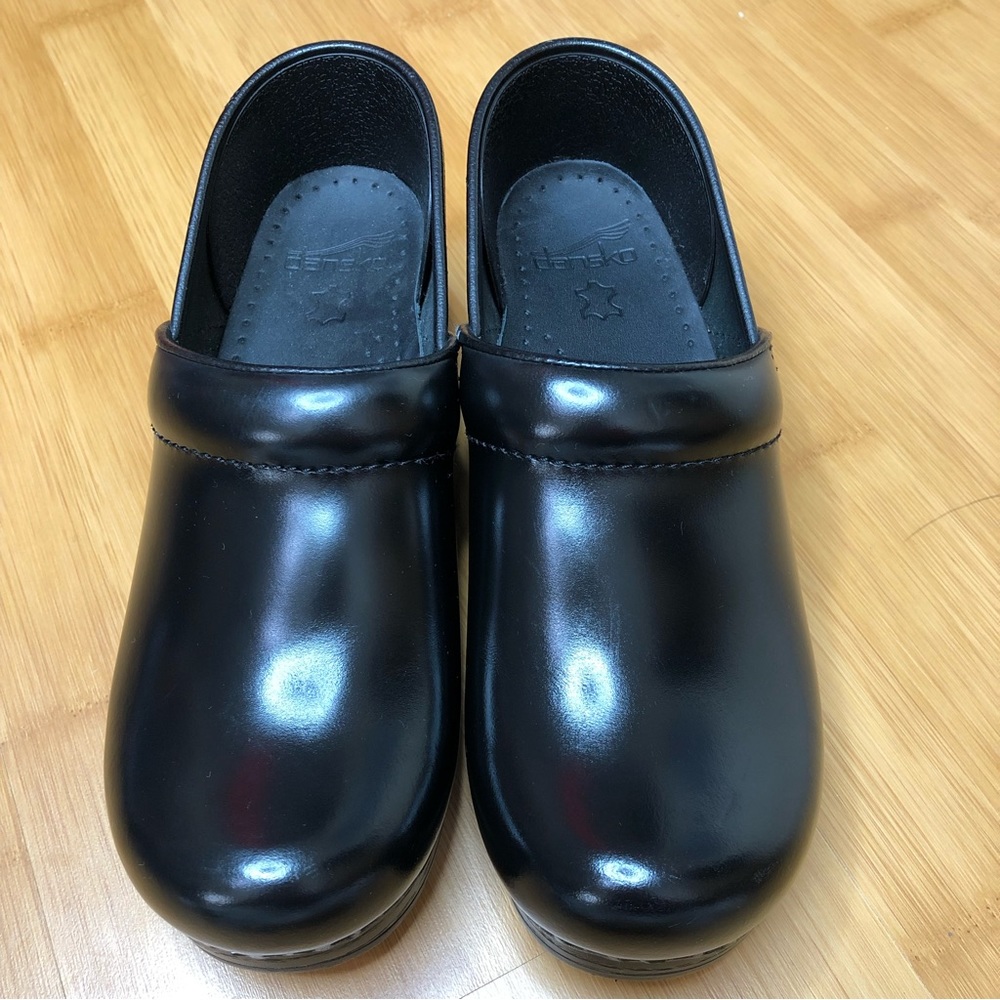 Dansko Black Leather Closed Back Clogs- 38